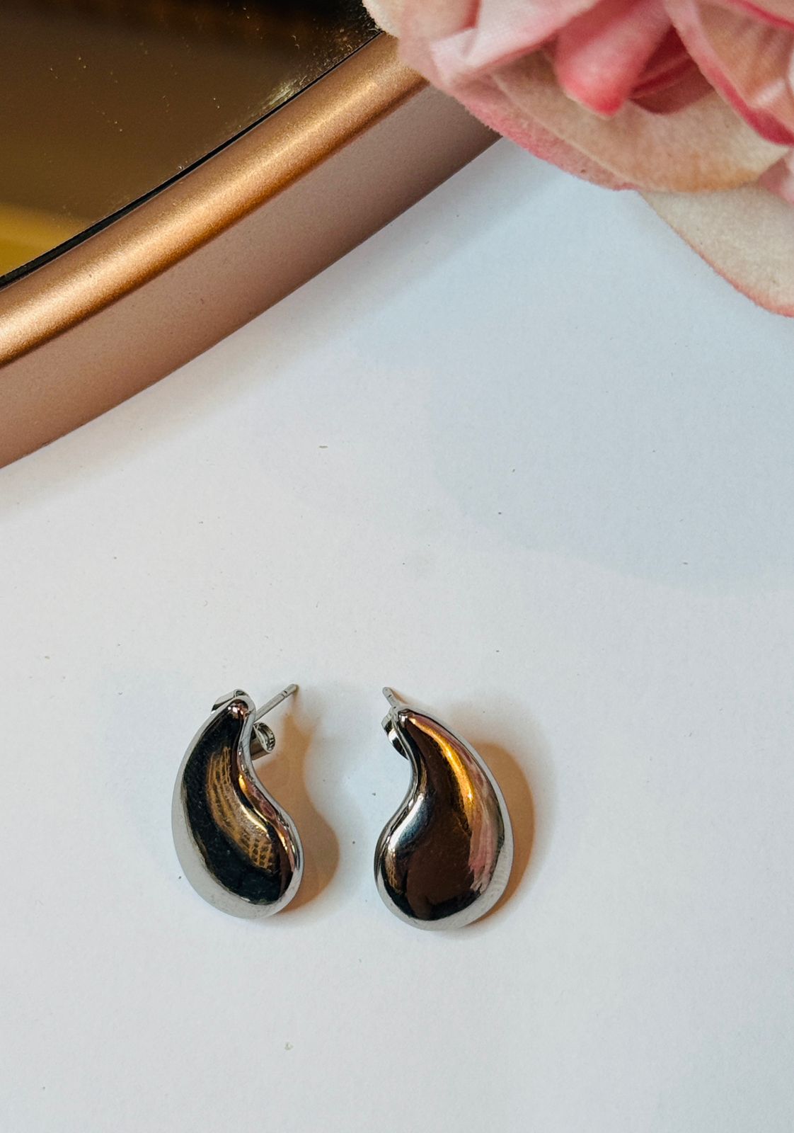 3d083a3f-6060-46d8-b2d4-3ad391a290b6