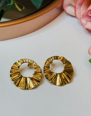 Brinco Orgânico Arredondado martelado Vazado